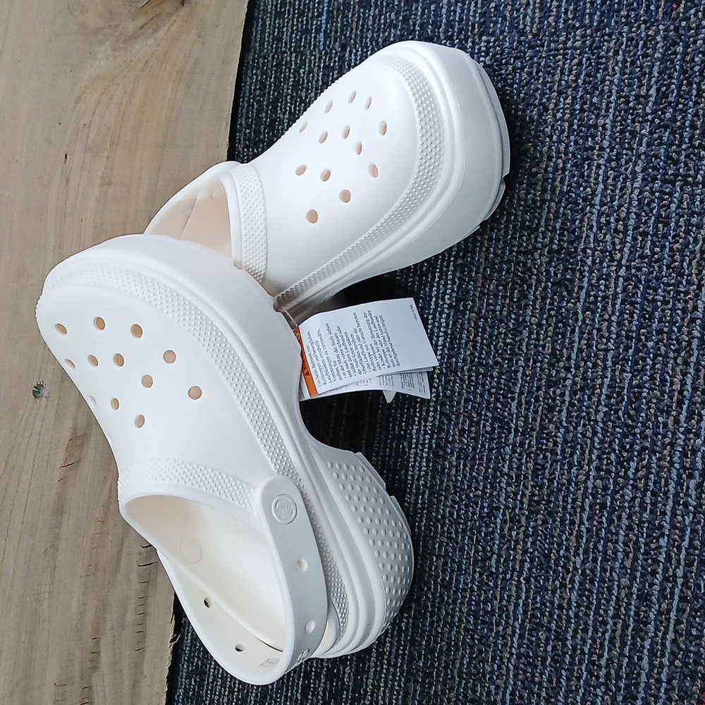 NWT Crocs Stomp Clog Chalk Women Size 9 Men Size 7(209347-0WV) - Picture 3 of 6
